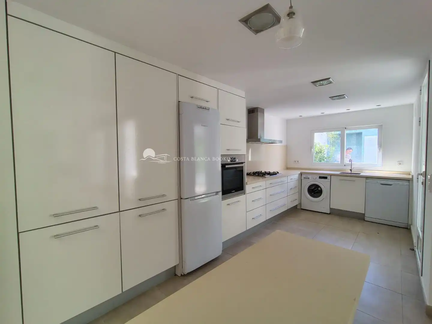 Casa bifamiliare con piscina in vendita a Calle  AUSTRAL, imagen 5