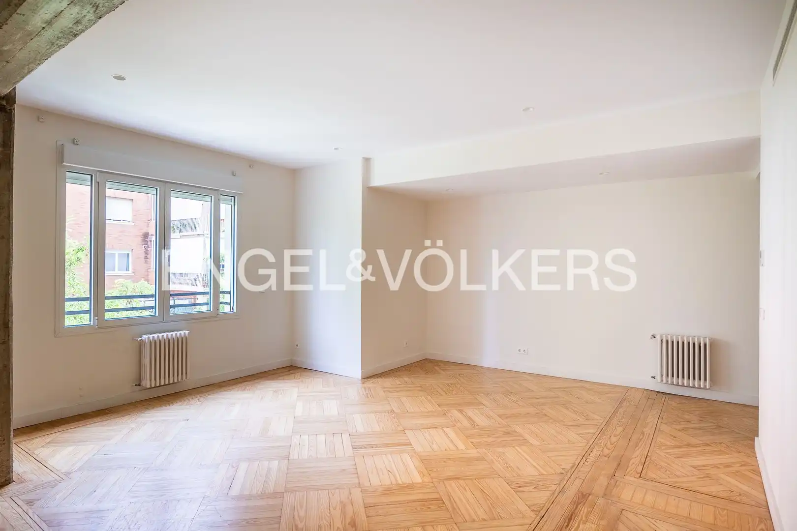 Wohnzimmer von Wohnung zur Miete in Sevilla mit Klimaanlage, Heizung und Parkett