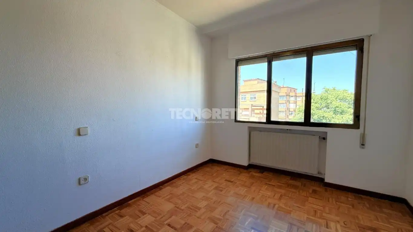 Habitación de Piso en venta en Guadalajara con Calefacción, Parquet y Terraza