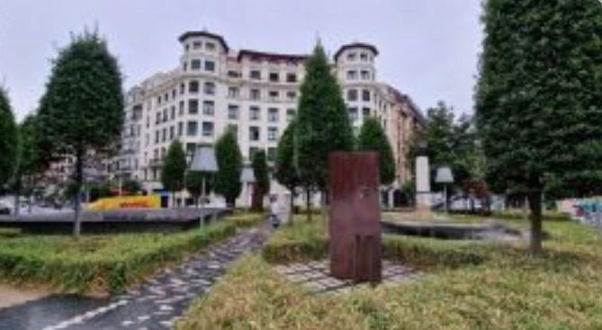 Vista exterior de Oficina en venta en Bilbao  con Calefacción