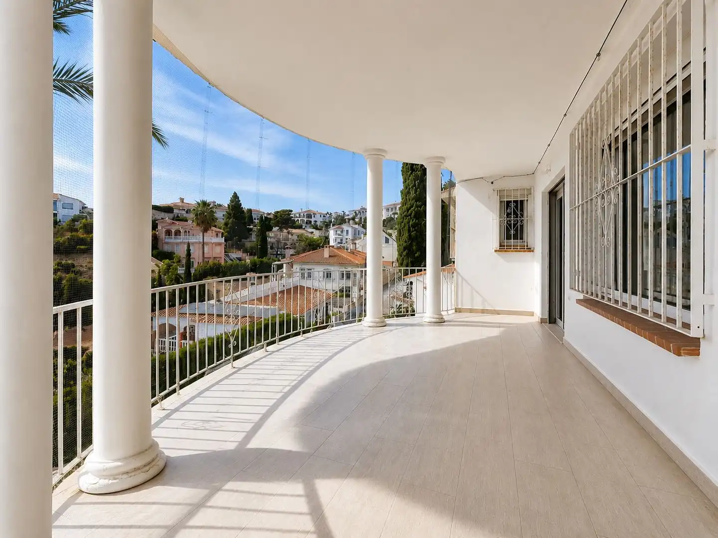 Casa con piscina in vendita a Ur Sirena La (Benajarafe), imagen 2