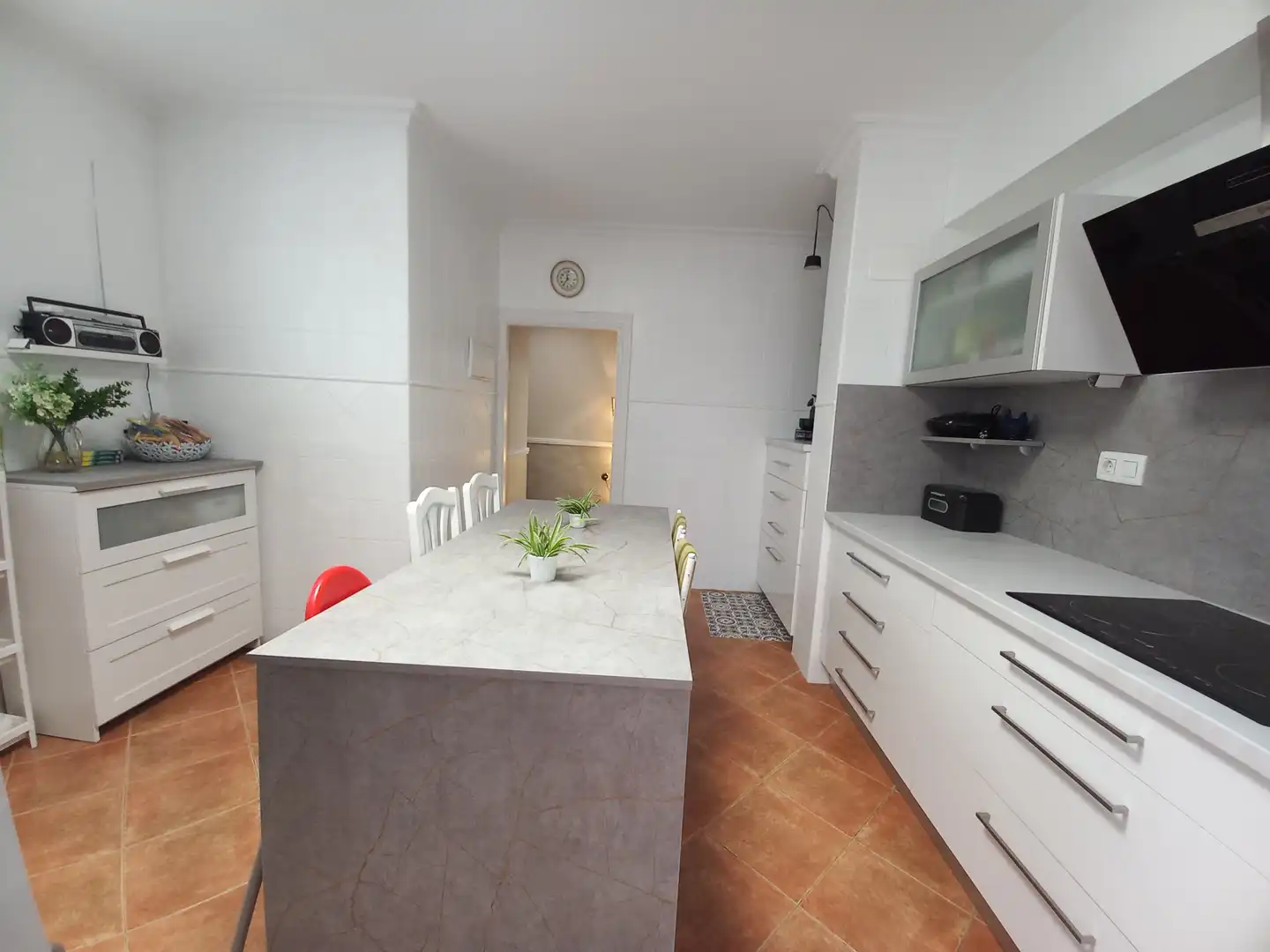 Kitchen of Houses for sale in Úbeda  with Air Conditioner, Terrace and Storage room