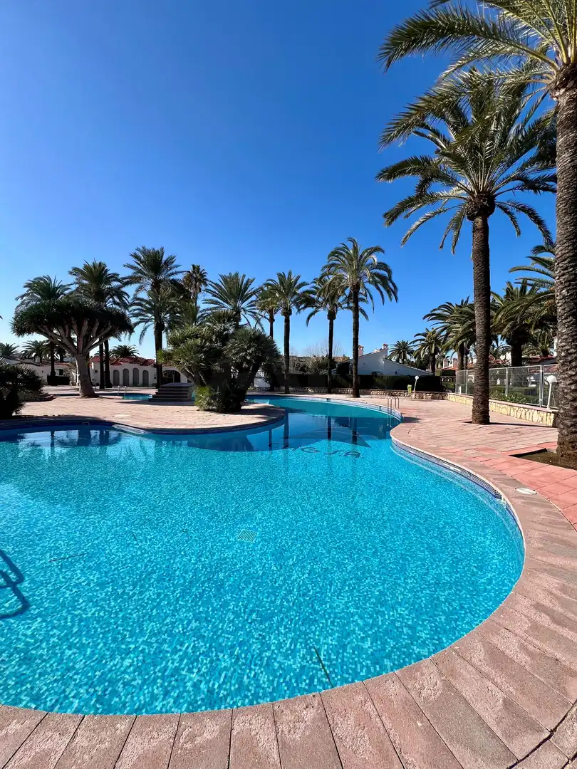 Piscina de Pis en venda en Las Marinas / Les Marines