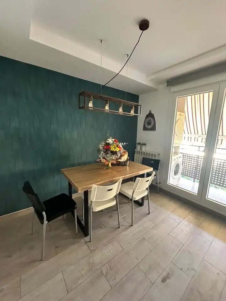 Menjador de Casa o xalet en venda en Zaragoza amb Aire condicionat, Calefacció i Jardí privat