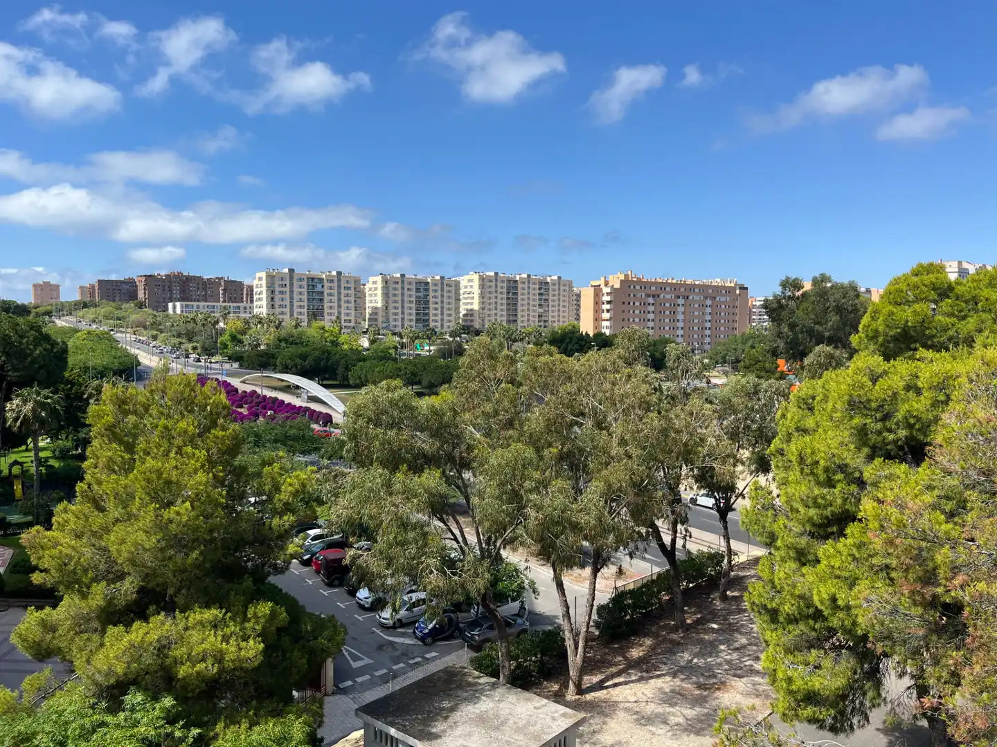 Vista exterior de Piso en venta en Alicante / Alacant con Terraza, Trastero y Amueblado