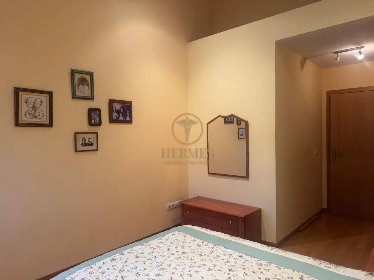 Habitación de Casa adosada en venta en Tomiño con Calefacción, Jardín privado y Terraza
