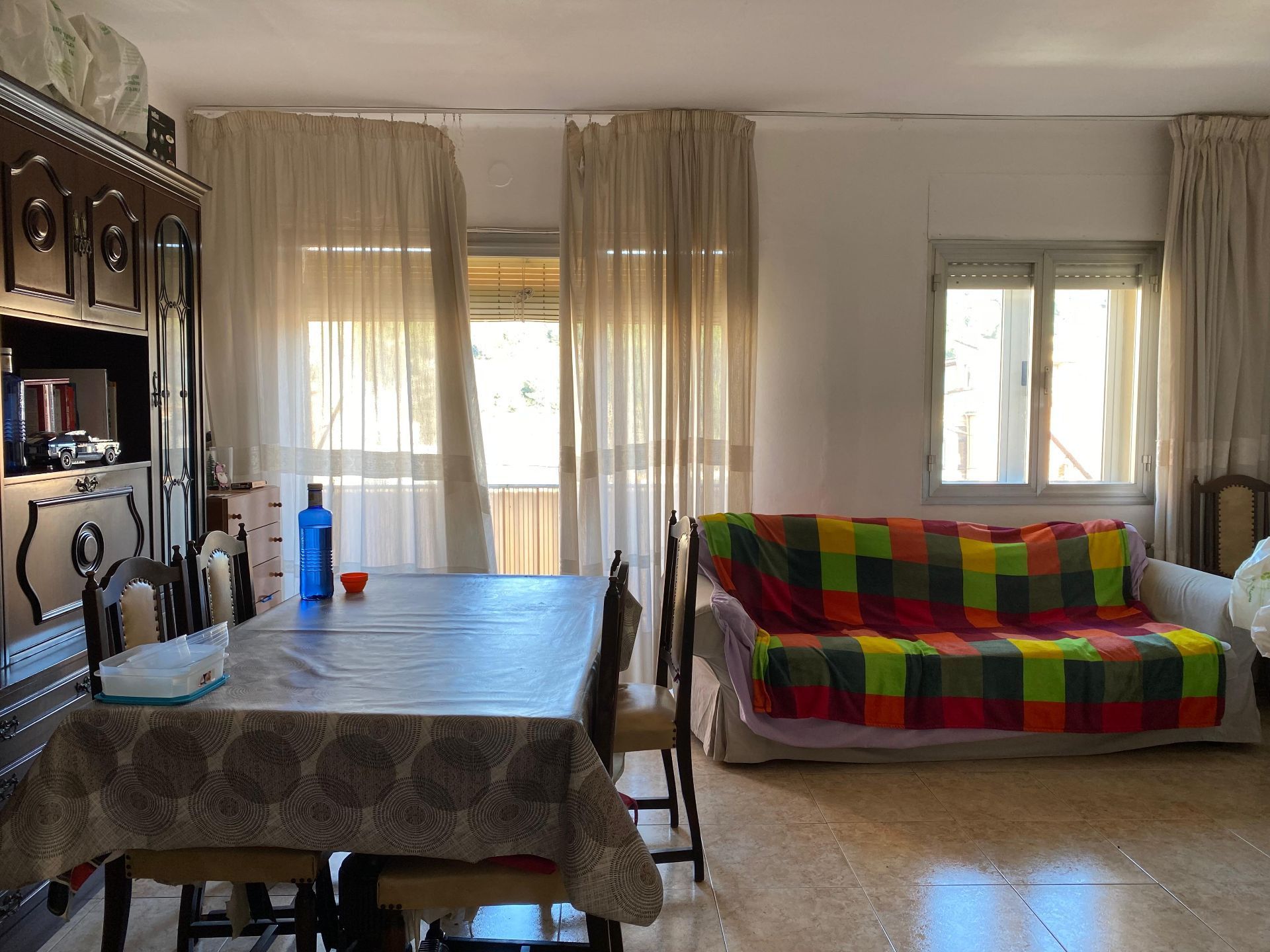 Sala d'estar de Pis en venda en Girona Capital amb Aire condicionat, Calefacció i Terrassa