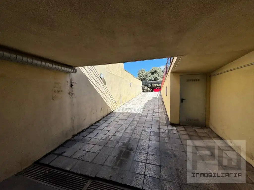 Apartamento de alquiler en C. de la Cdad. de Toledo, 9, Hervencias Altas - El Pinar