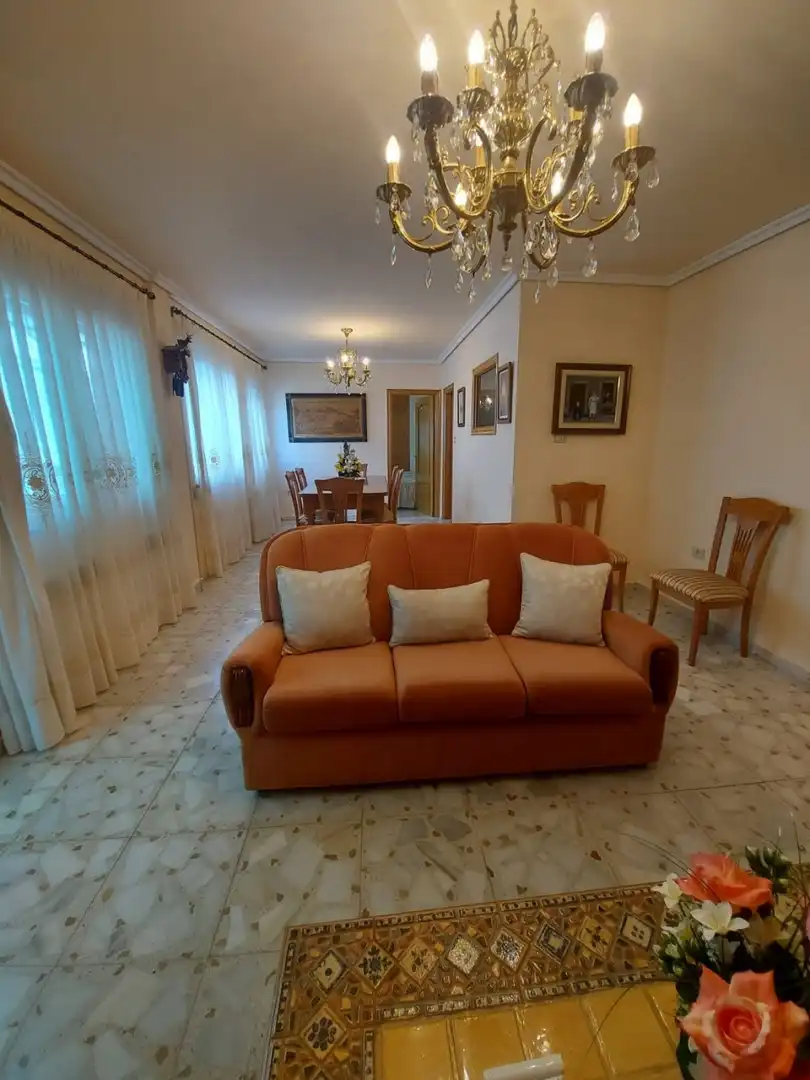 Sala de estar de Casa o chalet en venta en Toreno con Calefacción y Terraza