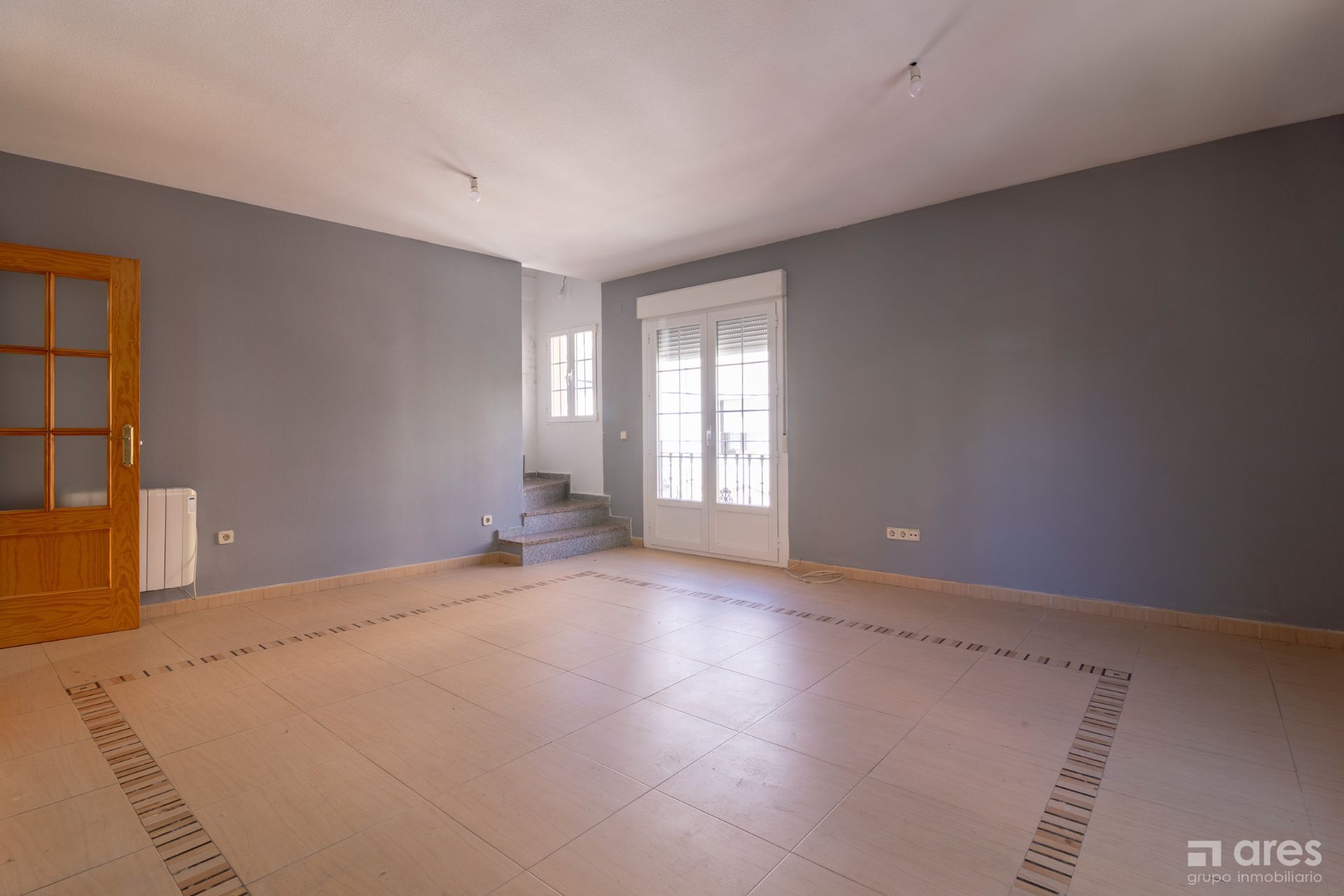 Dúplex en venda en Las Navas del Marqués  amb Calefacció