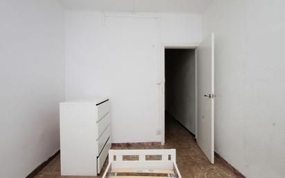 Bedroom of Flat for sale in Badalona