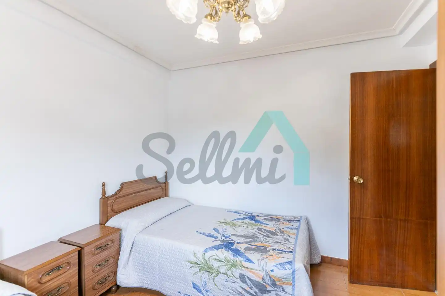 Habitación de Piso de alquiler en Aller con Calefacción, Trastero y Amueblado