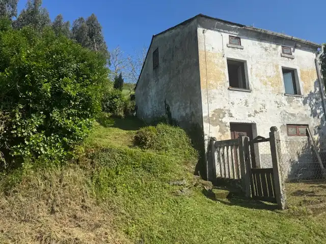 Vista exterior de Casa o xalet en venda en Castropol