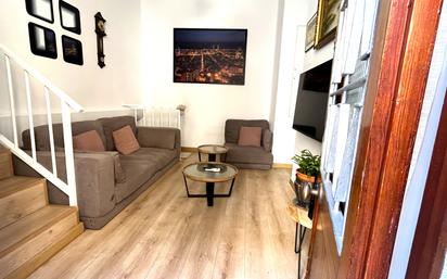 Flat to rent in Carrer de Felícia Fuster I Viladecans,  Barcelona Capital