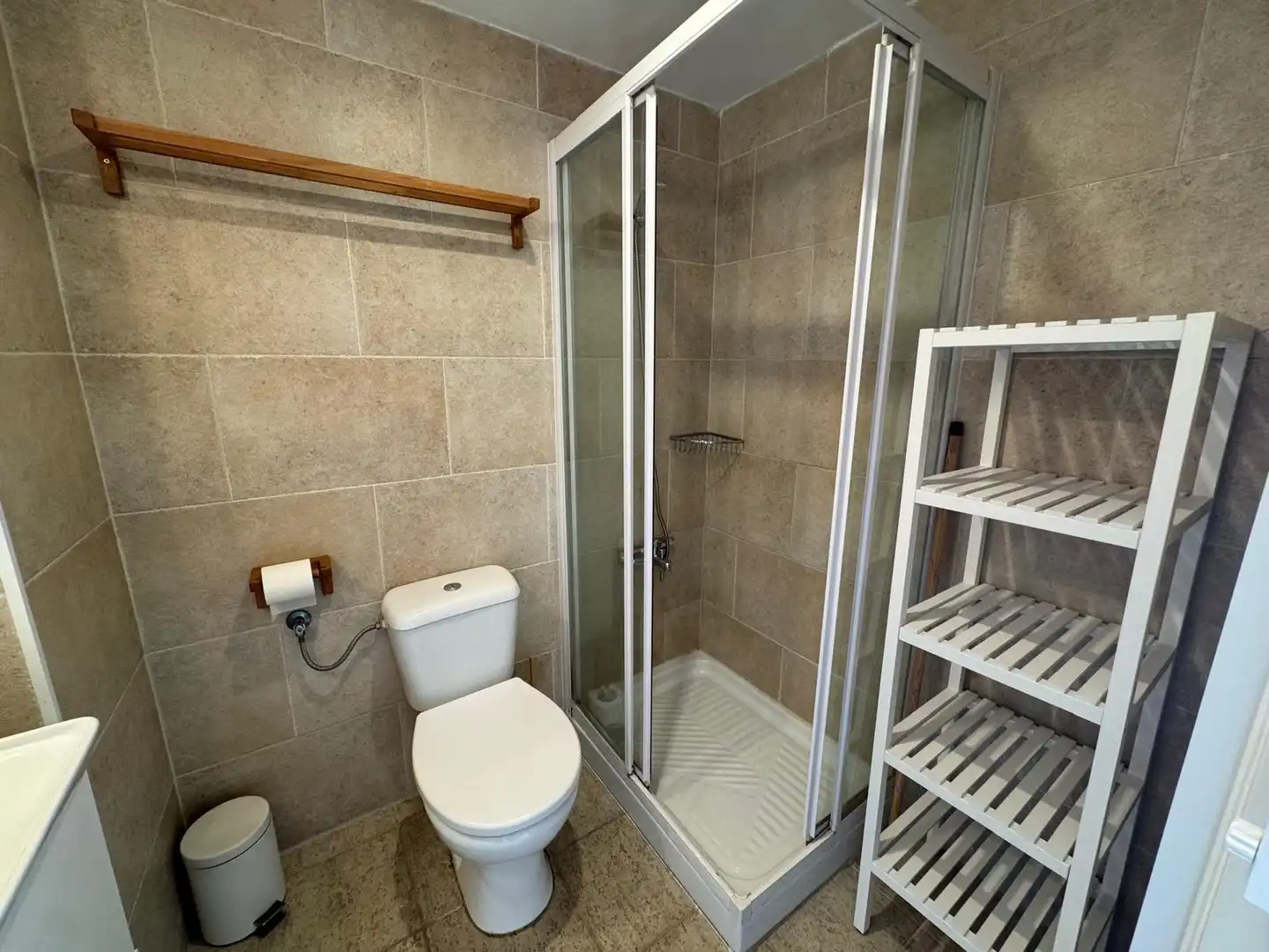 Badezimmer von Wohnung zum Verkauf in Roses mit Möbliert