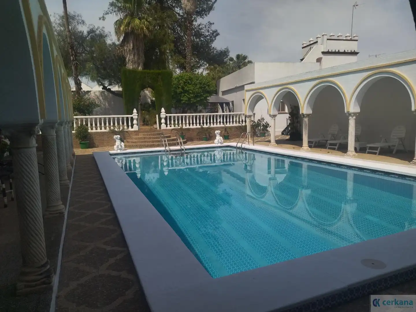 Chalet con piscina en venta en PALOMA 37, imagen 5