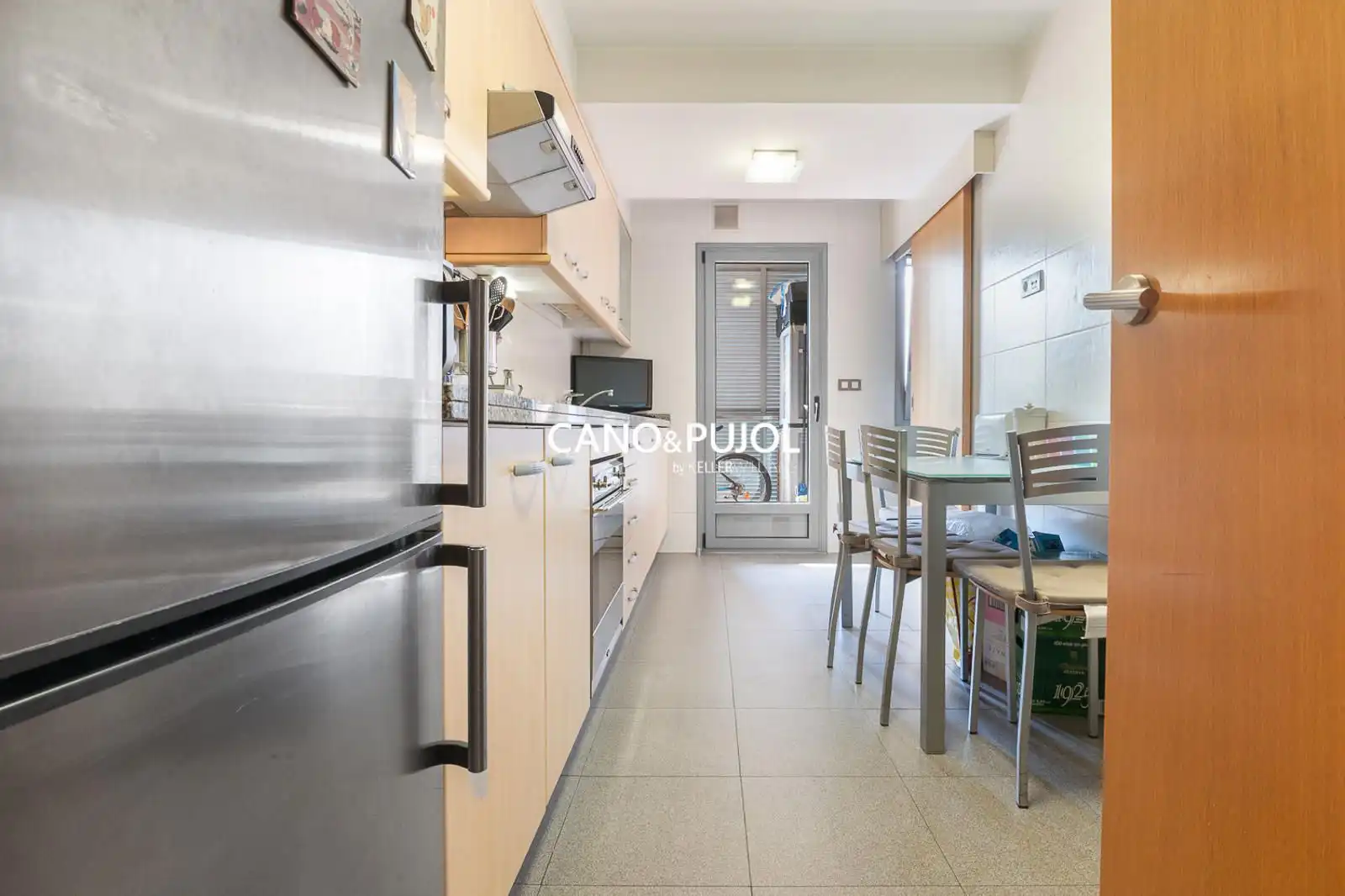 Kitchen of Flat for sale in Sant Cugat del Vallès  with Heating, Terrace and Storage room