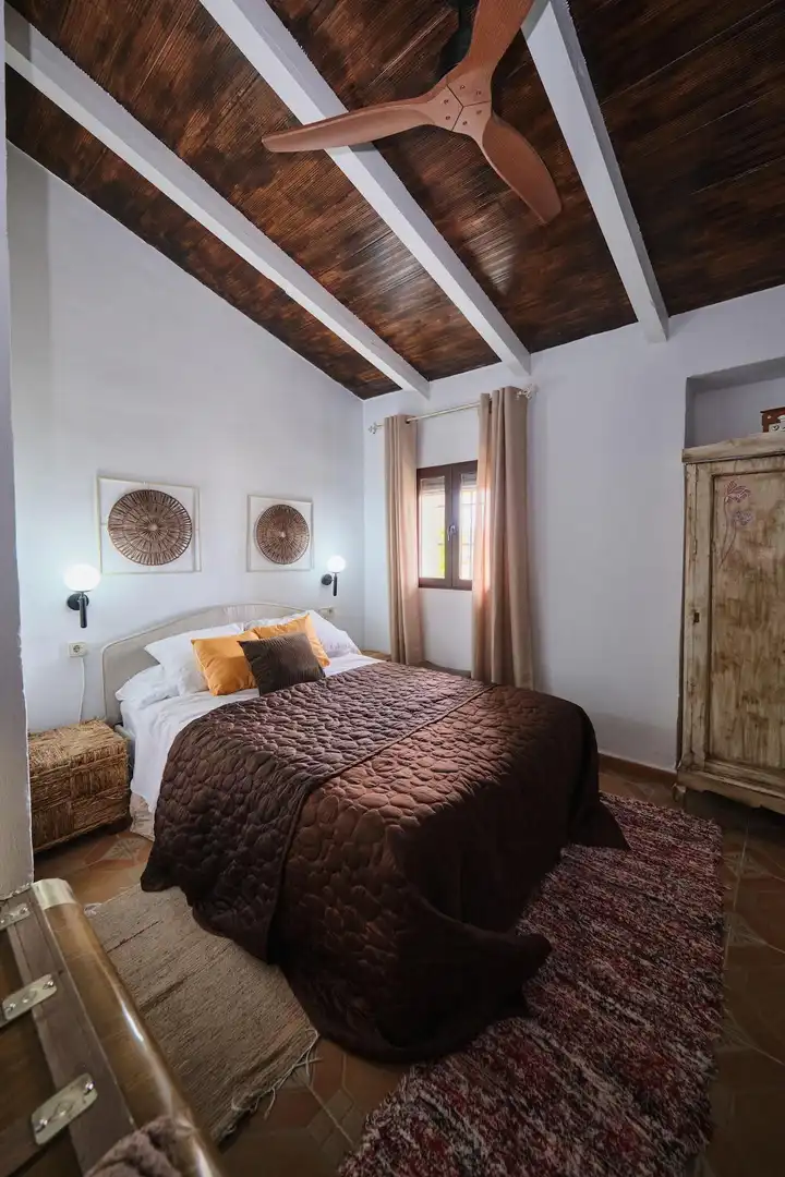 Dormitori de Finca rústica en venda en Fornes amb Aire condicionat, Jardí privat i Traster