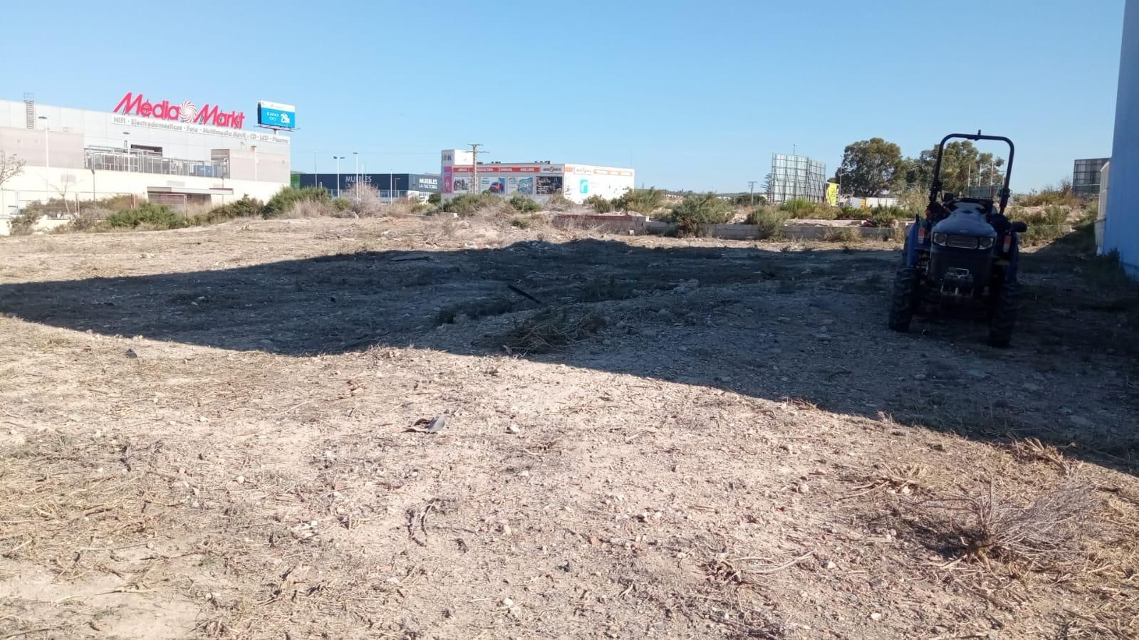 Terreno industrial en venta en Elche / Elx