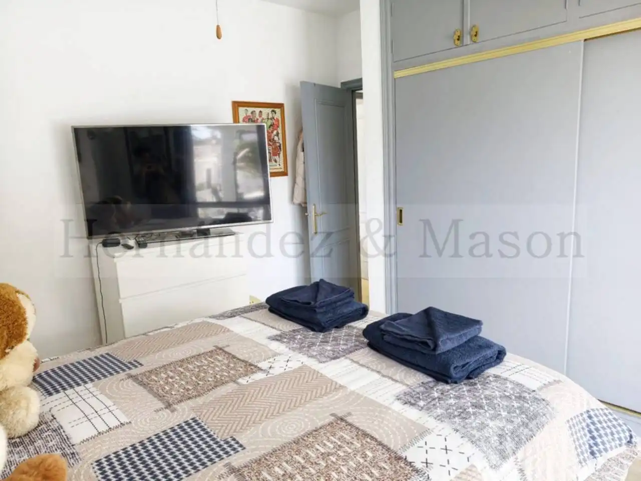 Bedroom of Houses for sale in Benalmádena  with Air Conditioner, Terrace and Swimming Pool
