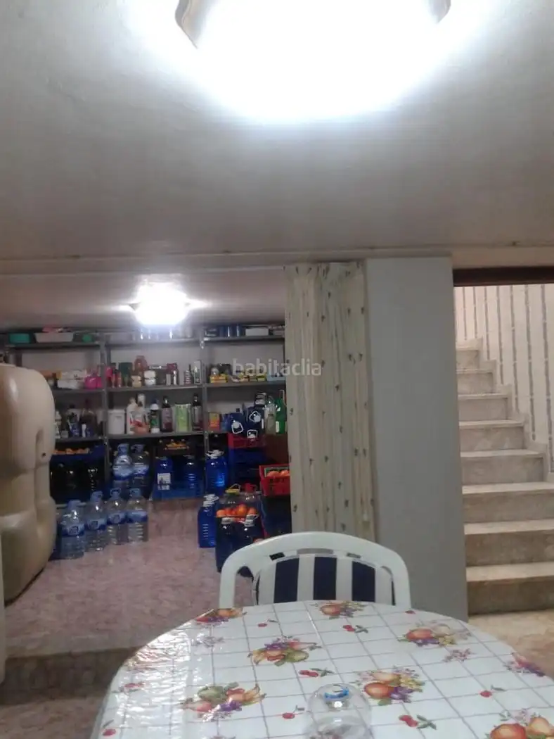 Reihenhaus zum Verkauf in Carrer Cova Santa 115, imagen 4