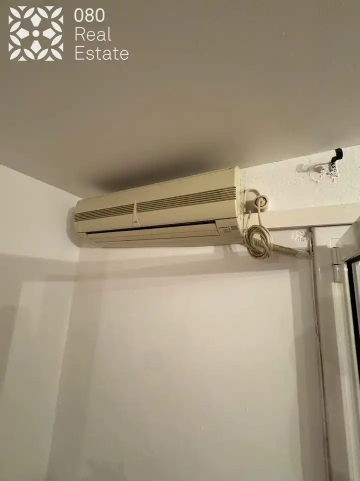 Vista exterior de Local en venta en Barcelona con Aire acondicionado