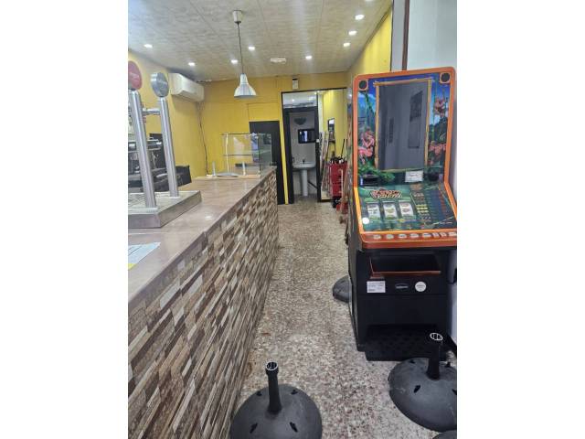 Local comercial en Alquiler en Can Nicolau - Les Sorres - Valparaiso