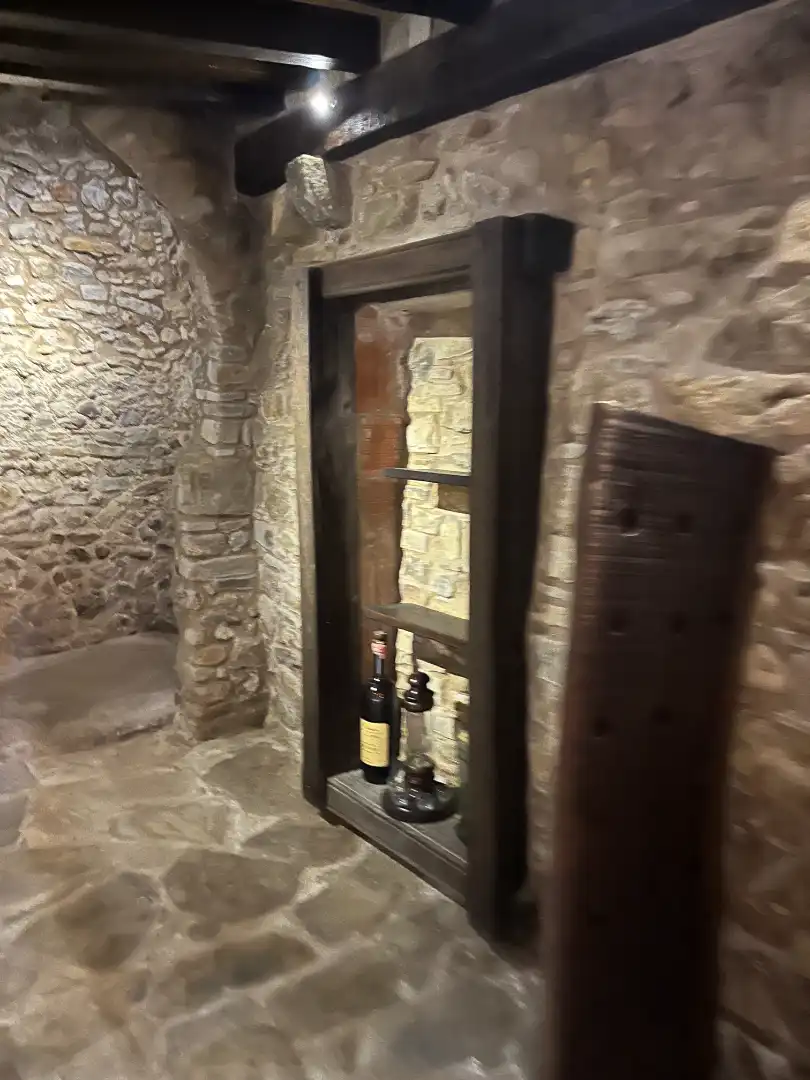 Finca rústica en venda en Sant Joan Les Fonts amb Aire condicionat, Calefacció i Jardí privat