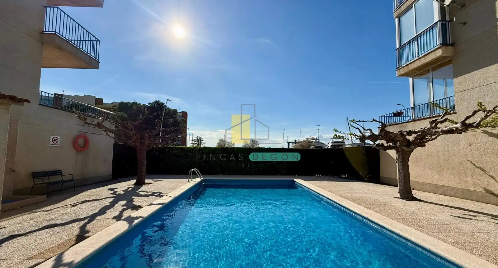Piscina de Estudio en venta en Roses con Calefacción, Jardín privado y Piscina