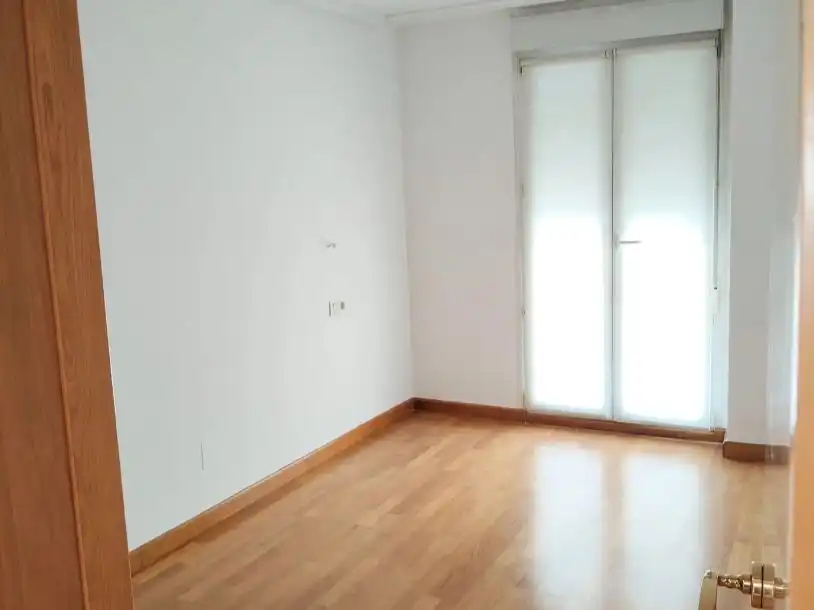 Bedroom of Duplexes for sale in Valencia de Don Juan  with Terrace and Balcony