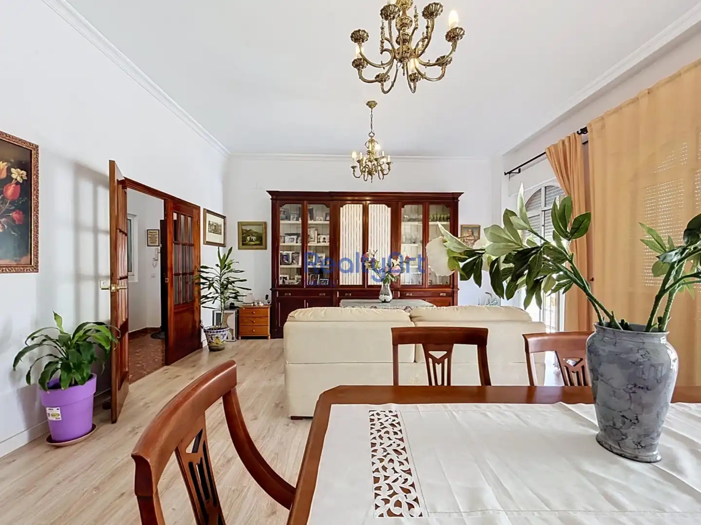 Sala d'estar de Pis en venda en Sevilla amb Aire condicionat, Calefacció i Moblat