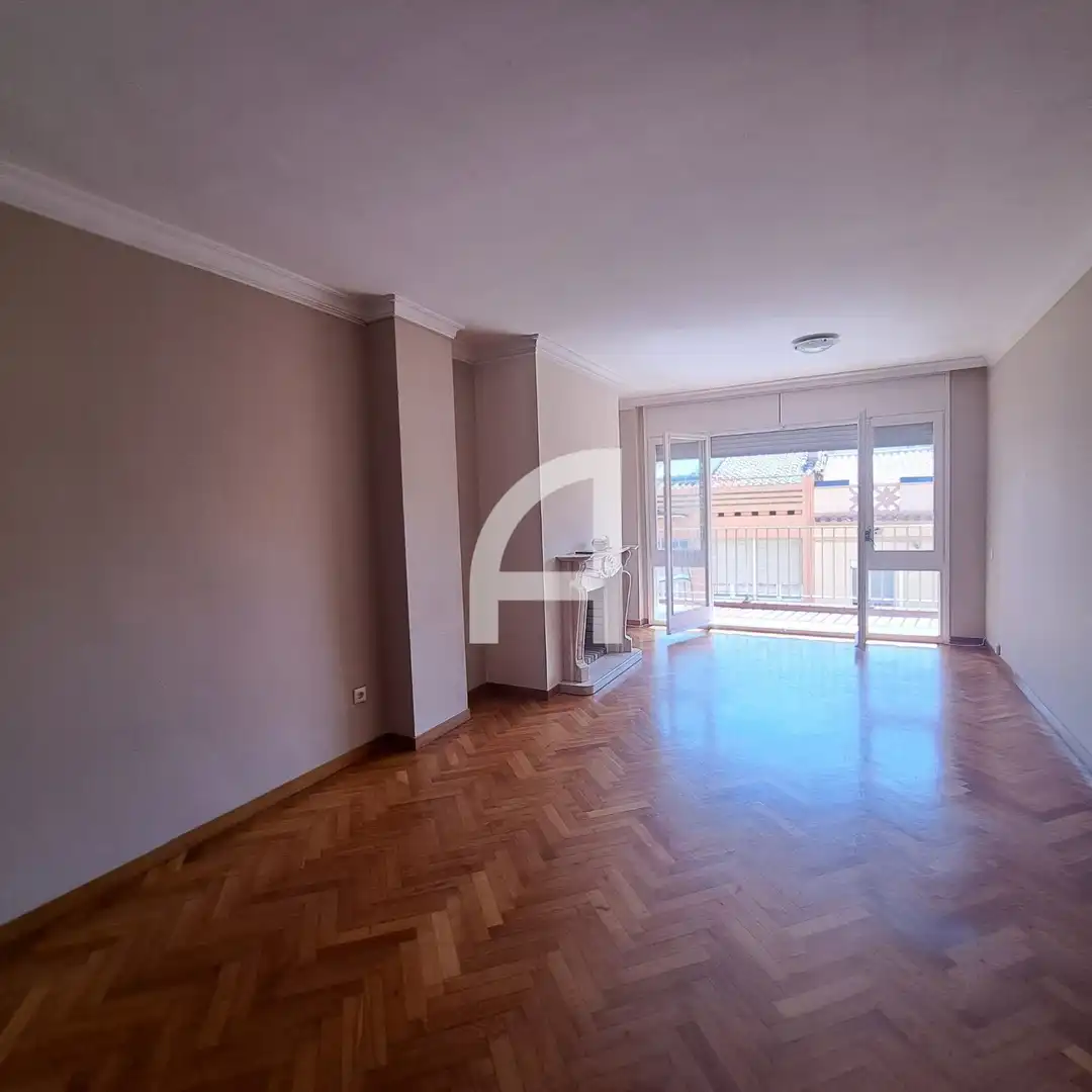 Flat for rent in Miquel Tort, Molins de Rei