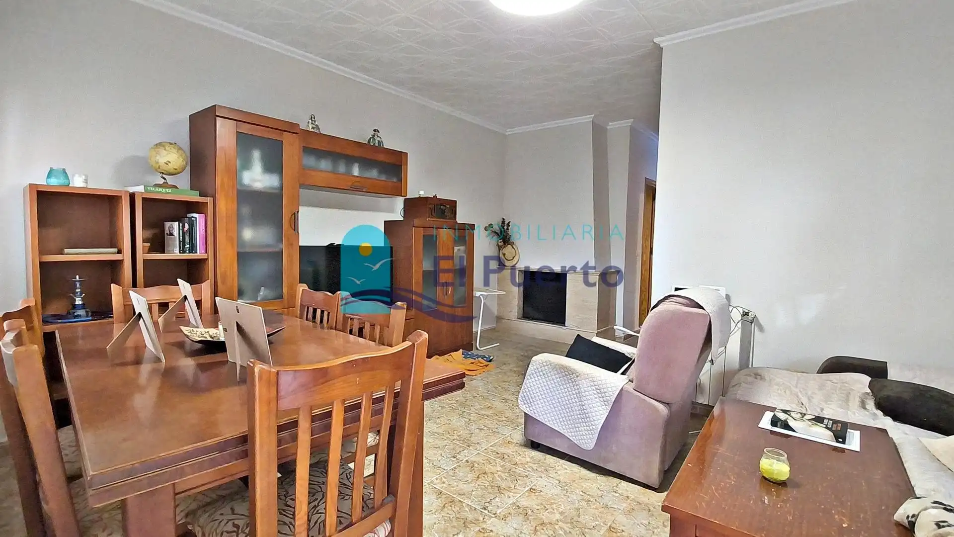 Wohnzimmer von Erdgeschoss zum Verkauf in Mazarrón mit Klimaanlage, Privatgarten und Terrasse