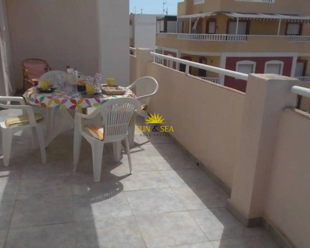 Terrassa de Pis de lloguer en Torrevieja amb Aire condicionat, Calefacció i Terrassa