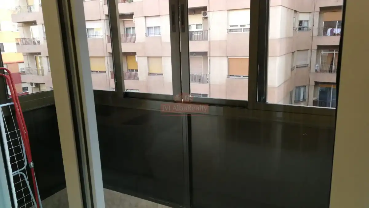 Flat with terrace to rent in Ensanche - Franciscanos, imagen 36