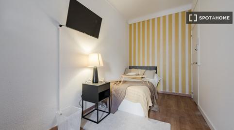 Photo 2 of Flat to share in Hispanoamérica - Bernabéu, Madrid