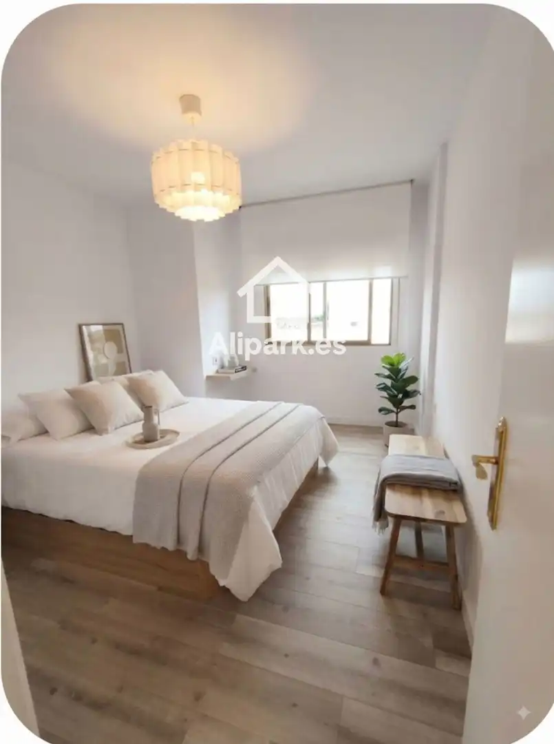 Schlafzimmer von Wohnung zum Verkauf in Alicante / Alacant mit Klimaanlage, Heizung und Parkett