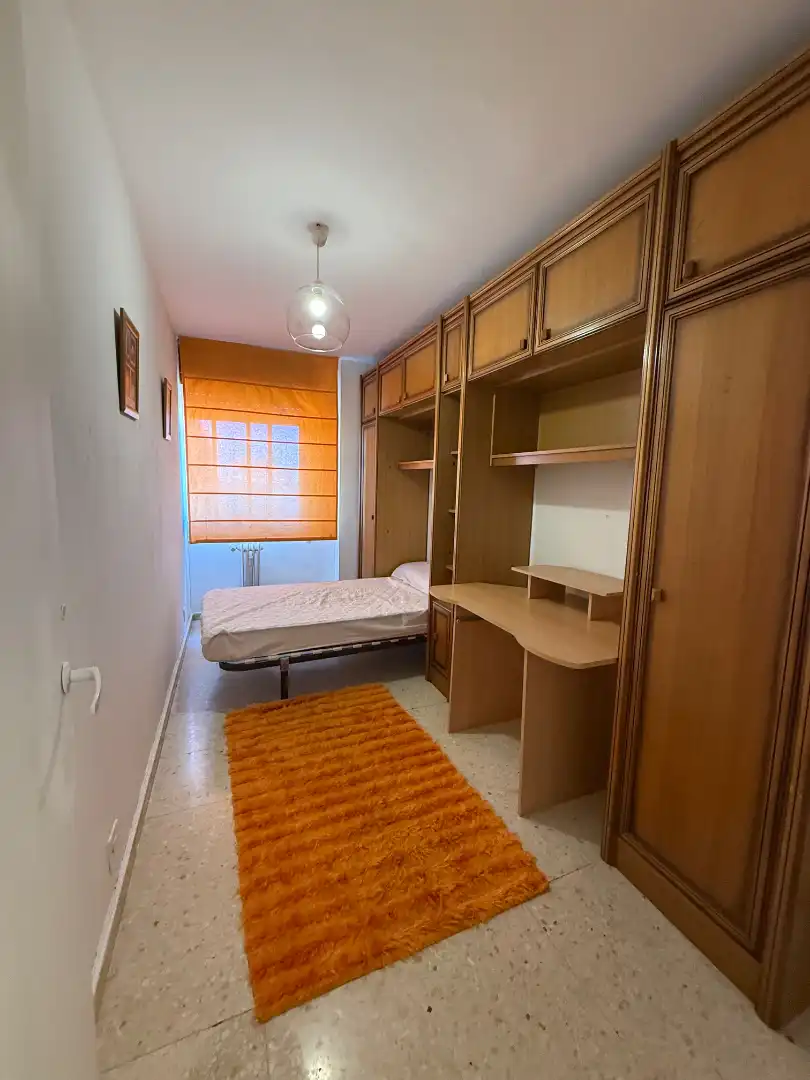 Flat for rent in Calle Monasterio de Carracedo, 5, Zona Alta