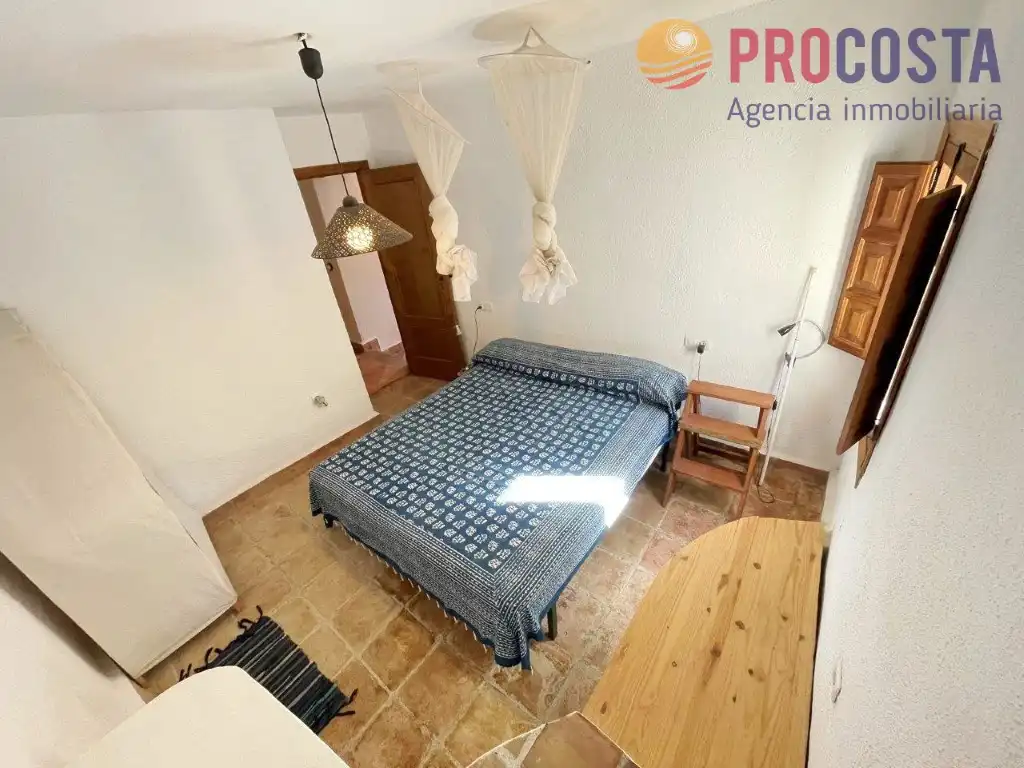 Habitación de Finca rústica en venta en Almuñécar con Jardín privado, Terraza y Piscina