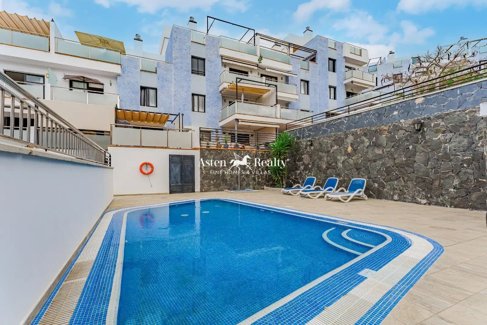 Piscina de Apartament en venda en Adeje amb Terrassa, Traster i Piscina