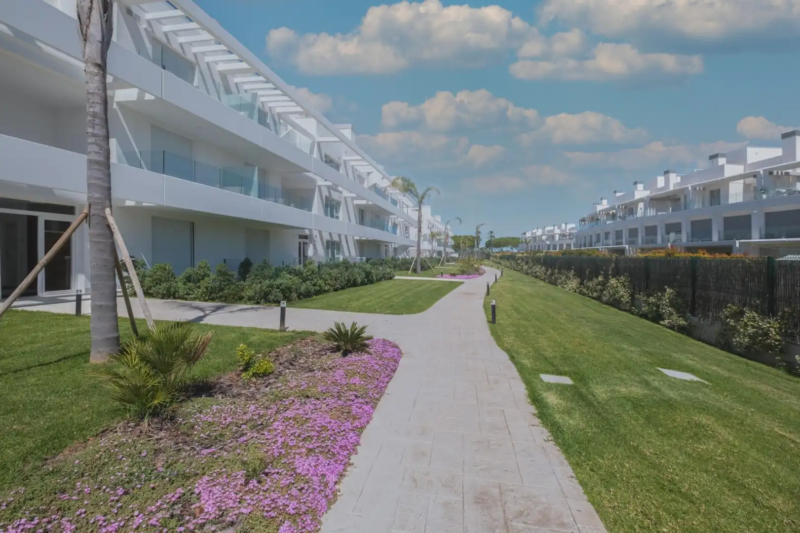 Vista exterior de Apartament en venda en Chipiona amb Aire condicionat, Terrassa i Traster