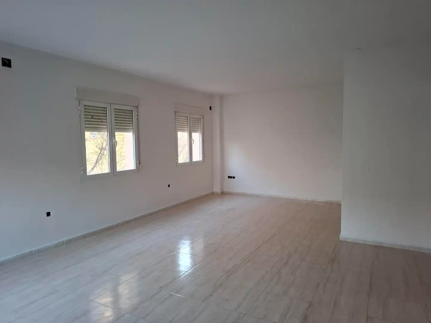 Sala d'estar de Casa adosada en venda en Villaminaya amb Terrassa