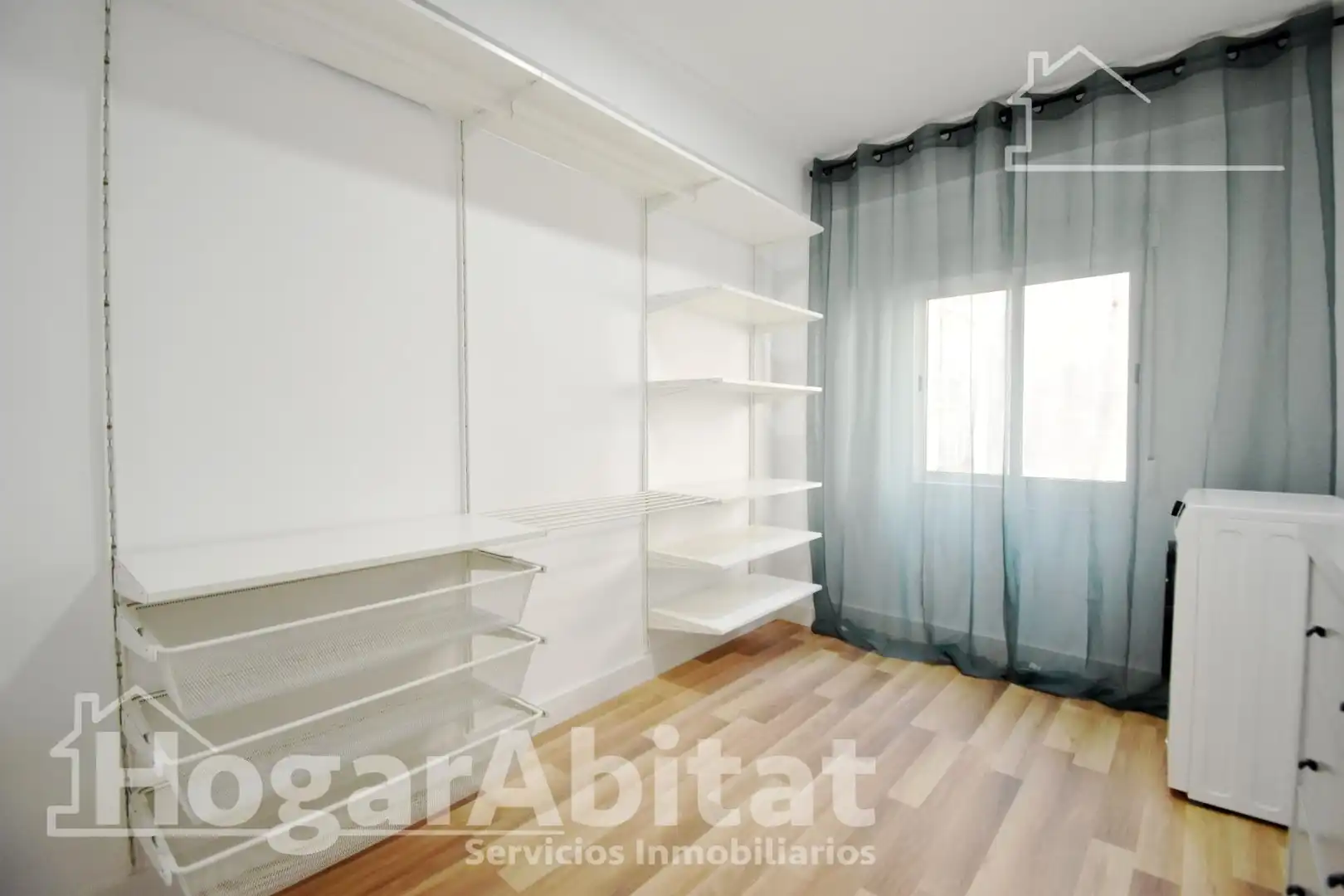 Bedroom of Flat for sale in Cullera  with Air Conditioner, Terrace and Furnished