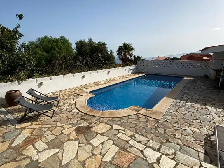 House with garden for sale in Hoya Molino 11, imagen 3