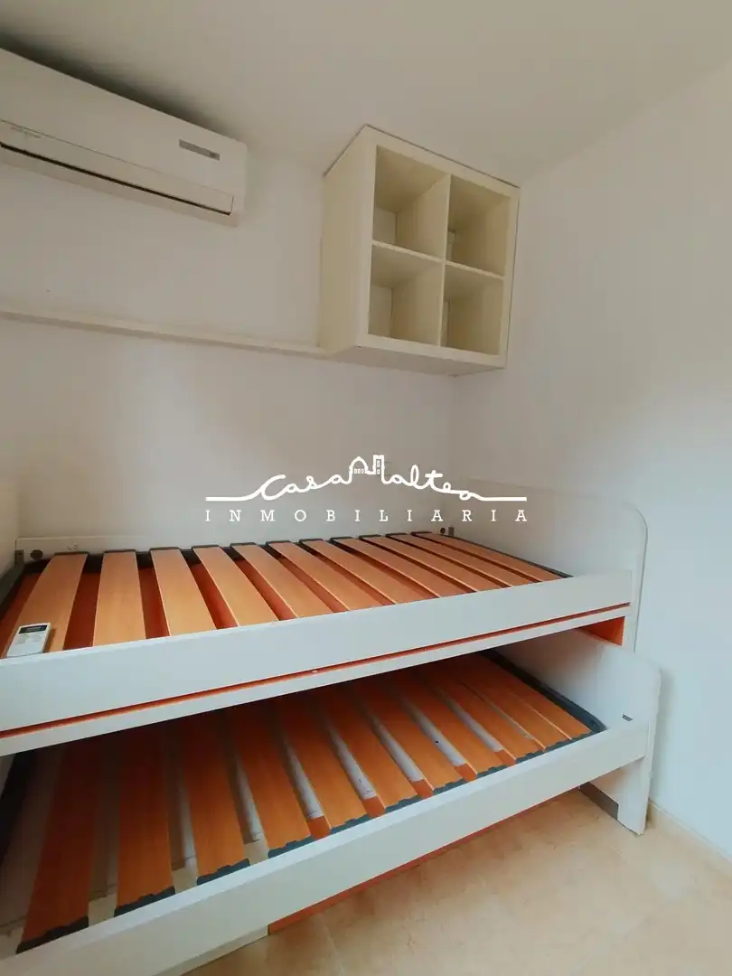 Dormitori de Apartament de lloguer en Altea amb Aire condicionat, Calefacció i Jardí privat