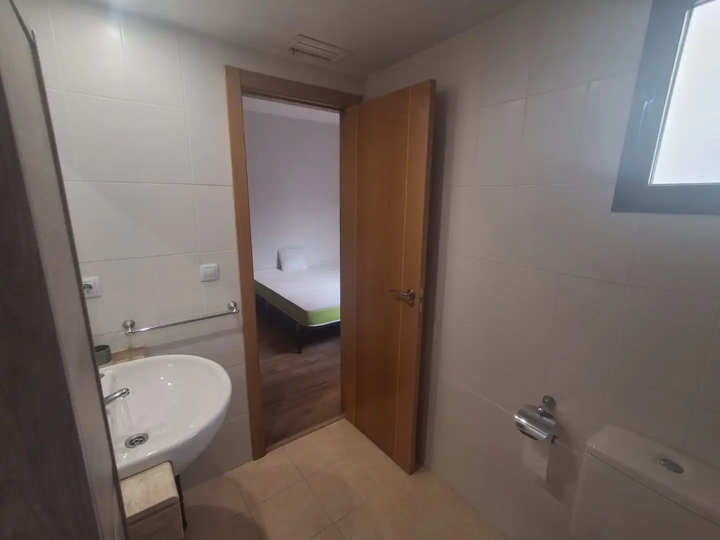 Bathroom of Flat for rent in Alicante / Alacant  with Air Conditioner, Heating and Terrace