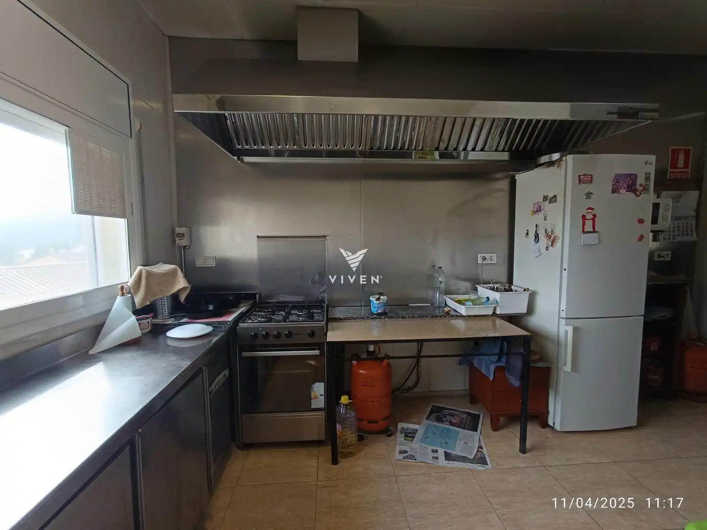 Küche von Einfamilien-Reihenhaus zum Verkauf in Olivella mit Heizung, Privatgarten und Terrasse