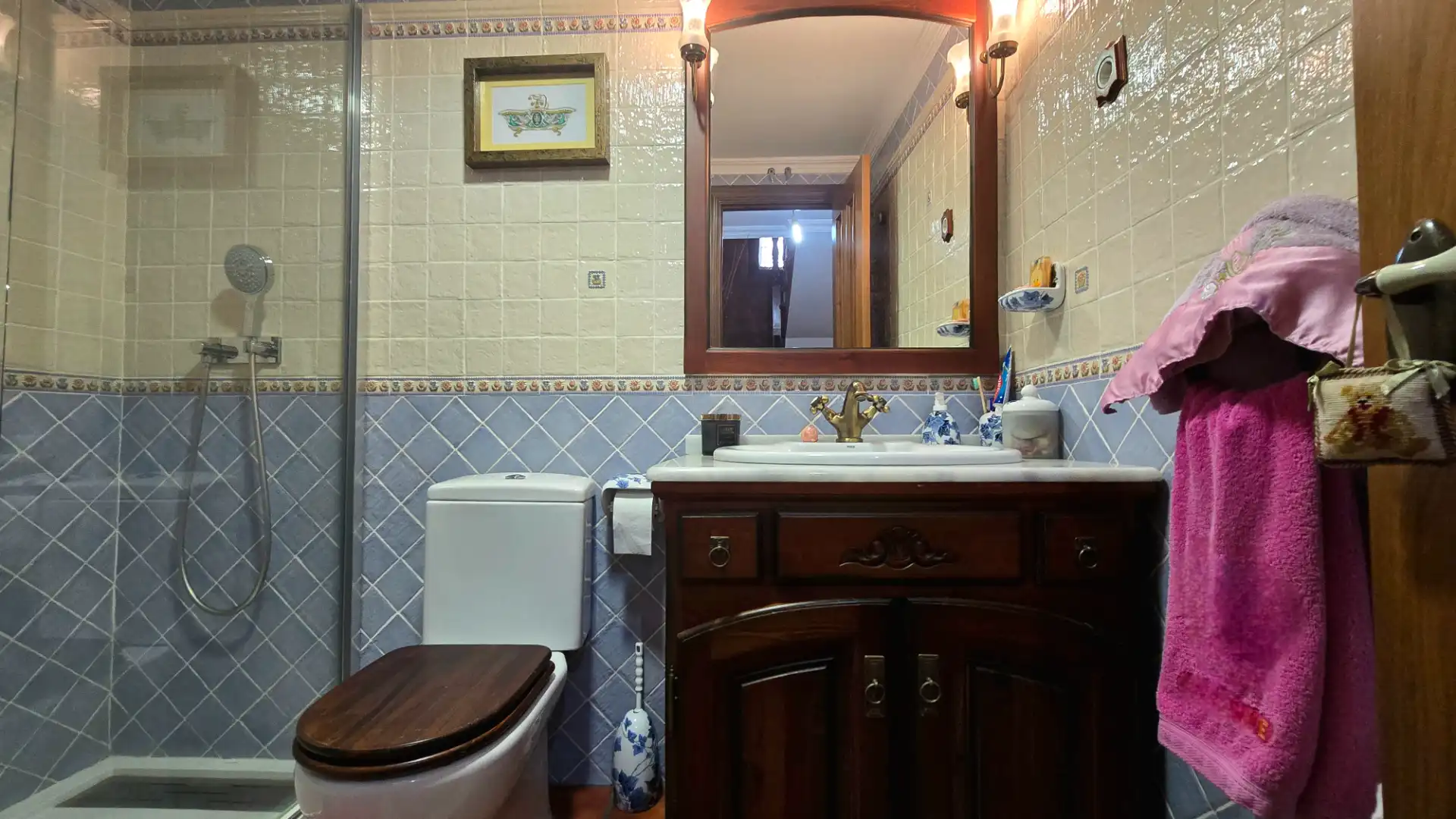 Baño de Casa adosada en venta en Alcalá de Henares con Aire acondicionado, Calefacción y Jardín privado