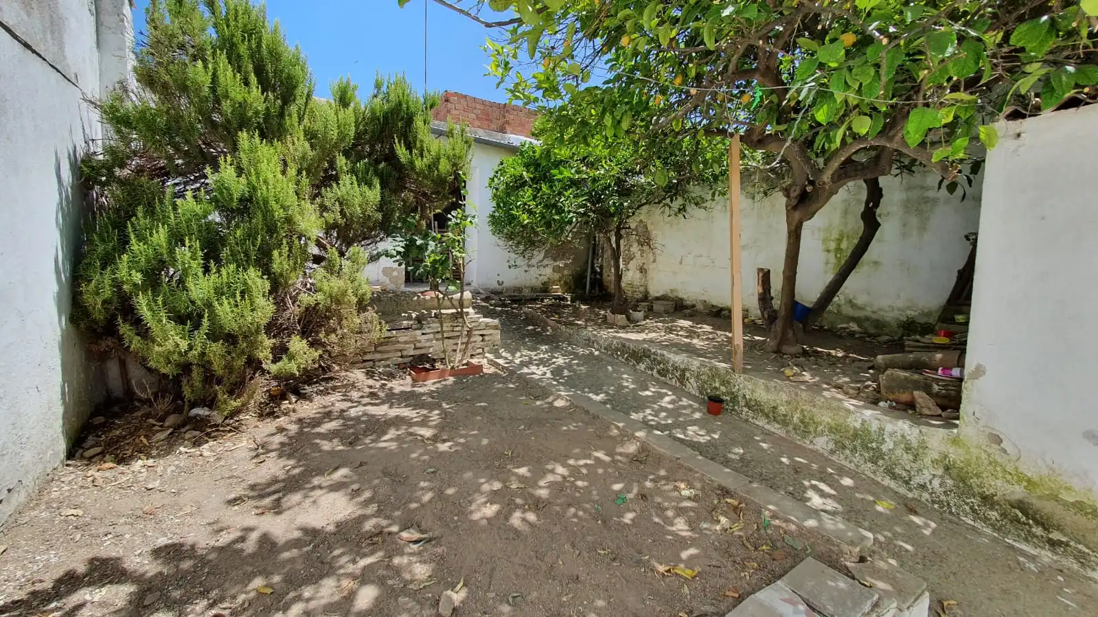 Jardí de Casa o xalet en venda en Fernán-Núñez amb Jardí privat, Traster i Balcó