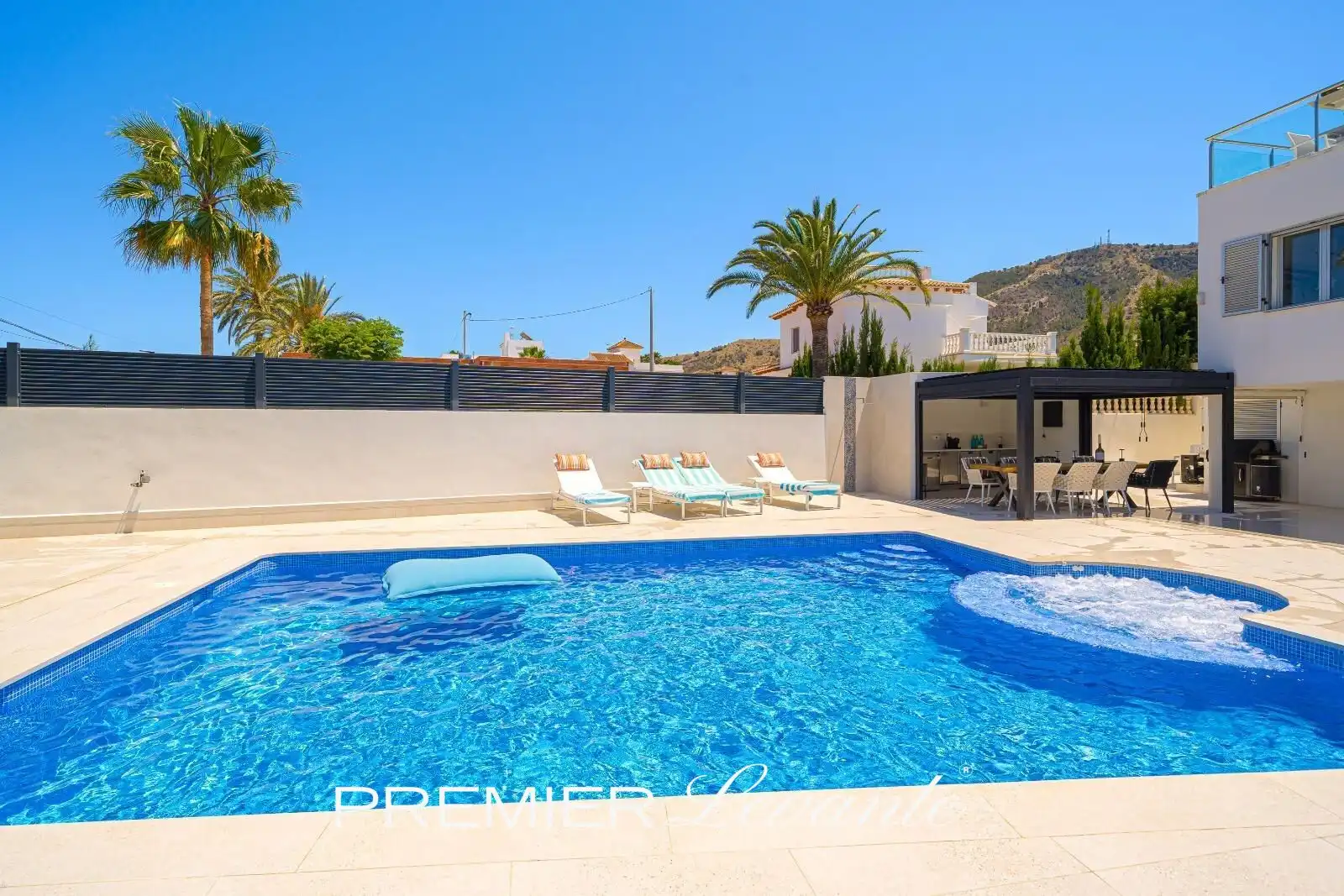 Vista exterior de Casa o chalet en venta en L'Alfàs del Pi